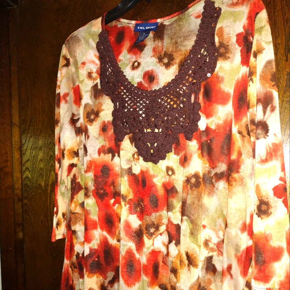 Sheer top floral